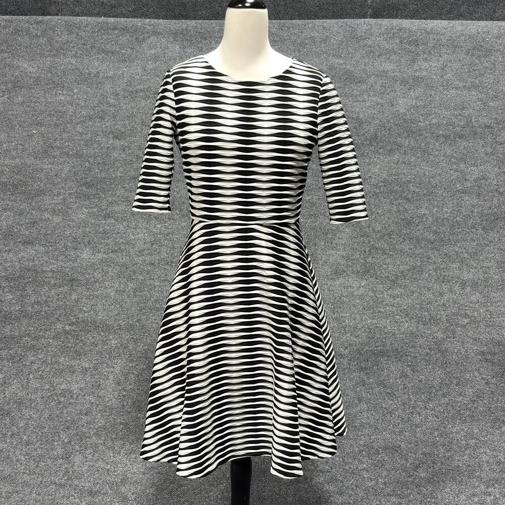 Donna Morgan Dress Womens 8 Black White Striped Fit Flare Lined Knit